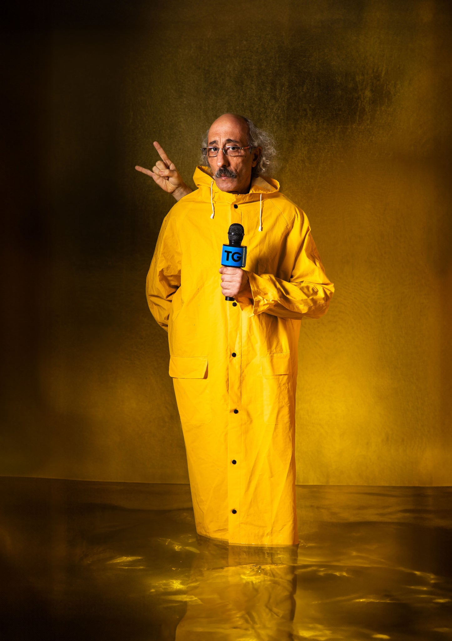 Fabrizio Spucches, Giornalista