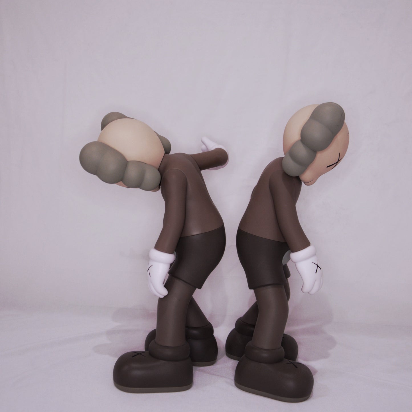 Kaws, Along the way – brown figure