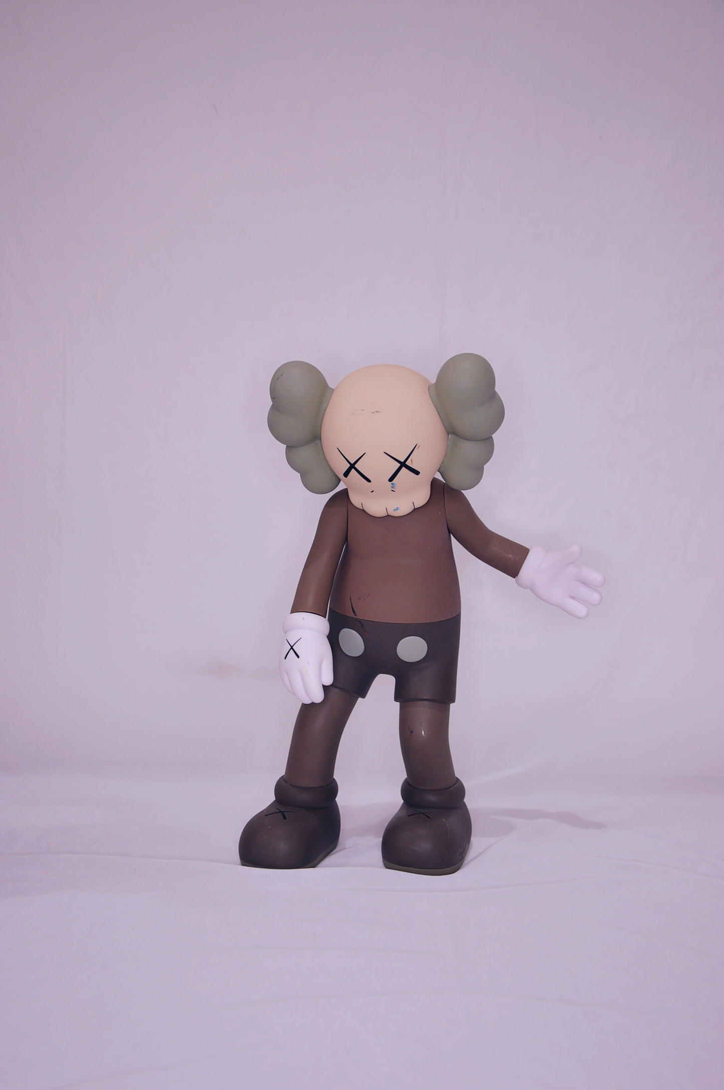 Kaws, Along the way – brown figure