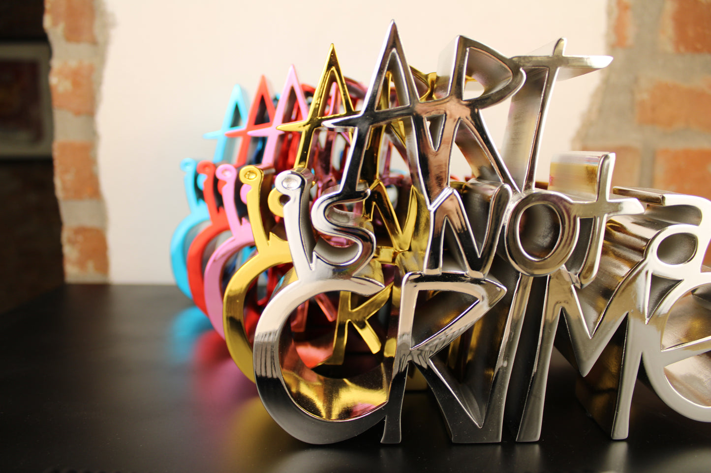 Mr. Brainwash, Art is not a Crime, Hard Candy, Pink